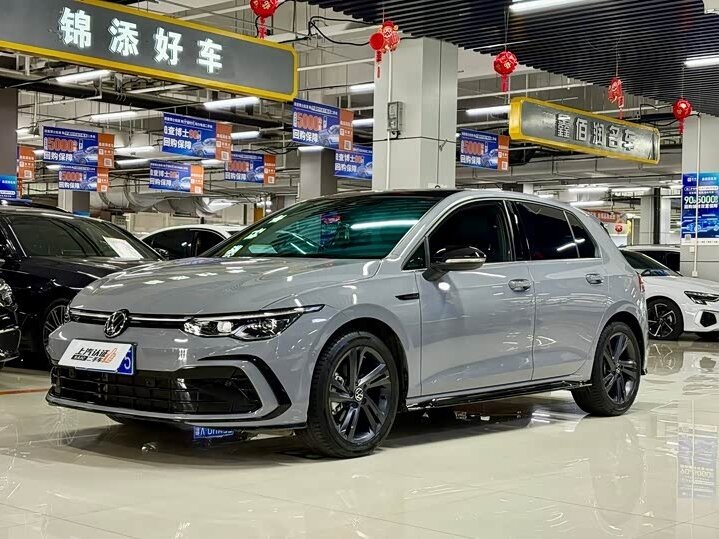 Volkswagen Golf VIII