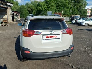 2014 Toyota RAV4 IV (XA40), белый, 1750000 рублей, вид 4