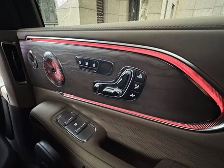 オーダー専用ページ Купить б/у Zeekr 8X 2026-2026 70 kWh 2.0hyb AT (898 л.с.) 4WD