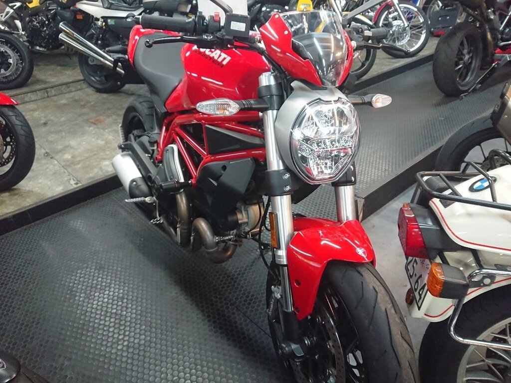 Ducati Monster 797
