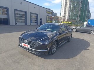 2020 Hyundai Sonata VIII (DN8), чёрный, 1700000 рублей, вид 2