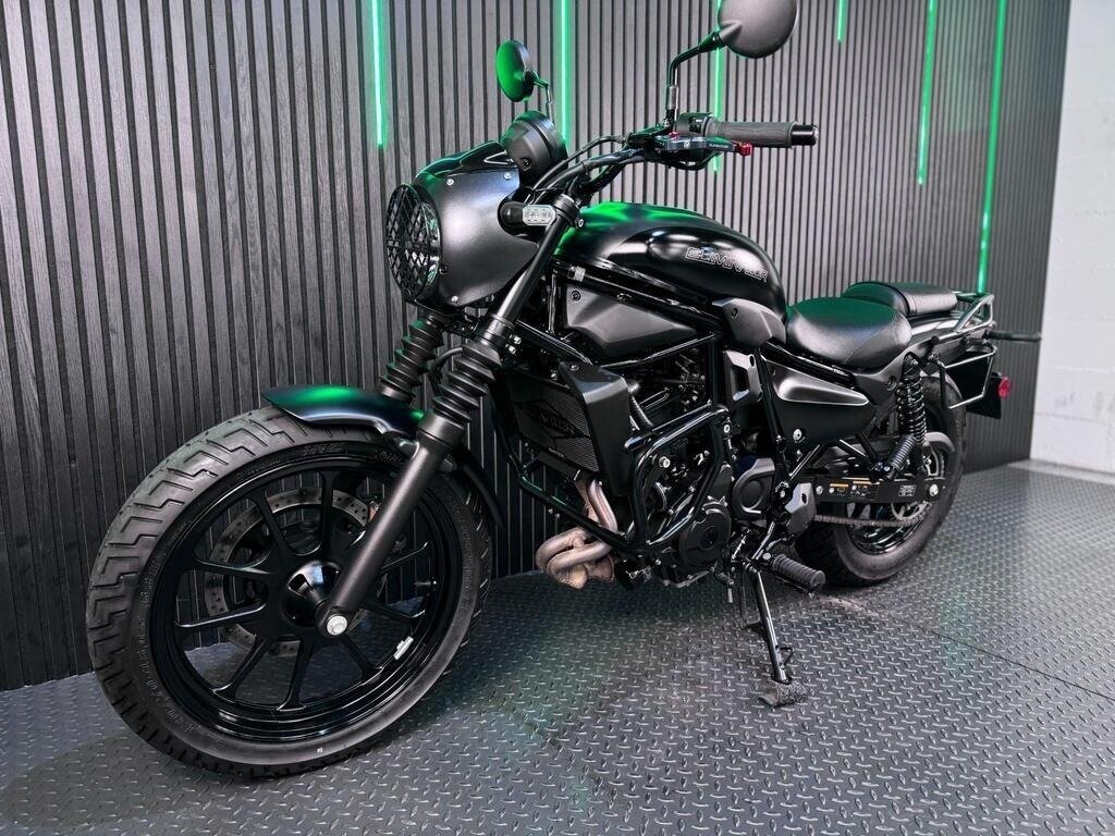 Kawasaki Eliminator 500