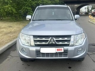 2012 Mitsubishi Pajero IV Рестайлинг 1, серебристый, 1400000 рублей, вид 2