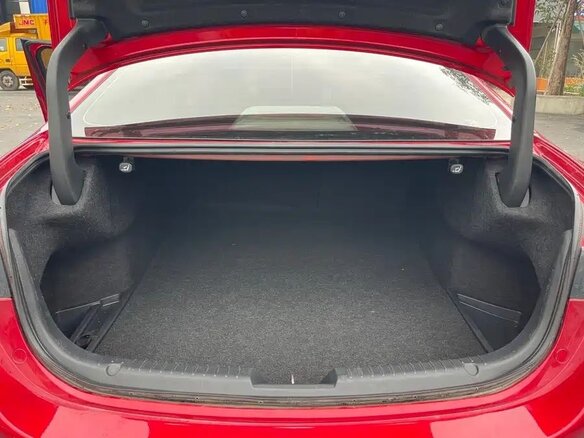 2021 Mazda 6 Atenza III (GJ) Рестайлинг 2, красный, 1830050 рублей - вид 17