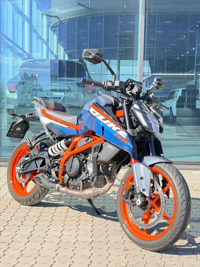 KTM 390 Duke
