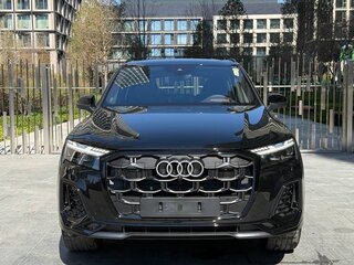 2025 Audi Q7 50 TDI II (4M) Рестайлинг 2, чёрный, 12990000 рублей, вид 2
