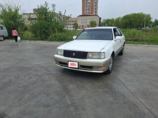 1996 Toyota Crown X (S150), белый, 400000 рублей, вид 1