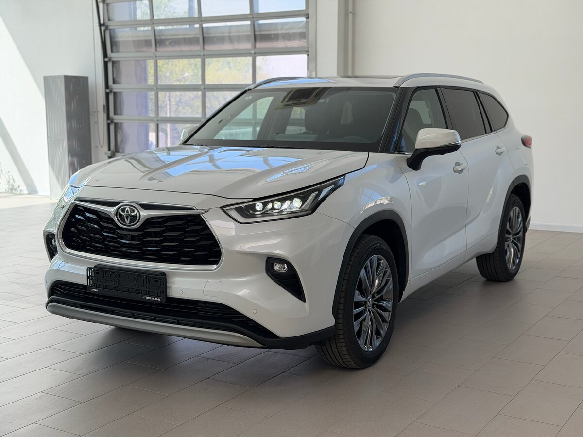 Toyota Highlander IV (XU70)