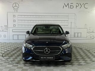 2024 Mercedes-Benz E-Класс 200 VI (W214, S214), синий, 6490000 рублей, вид 4
