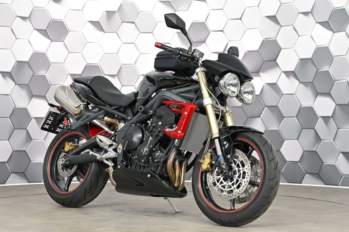 Triumph Street Triple
