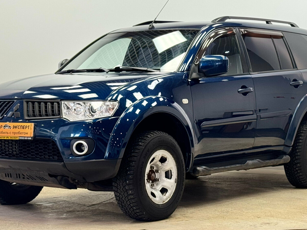 Mitsubishi Pajero Sport II