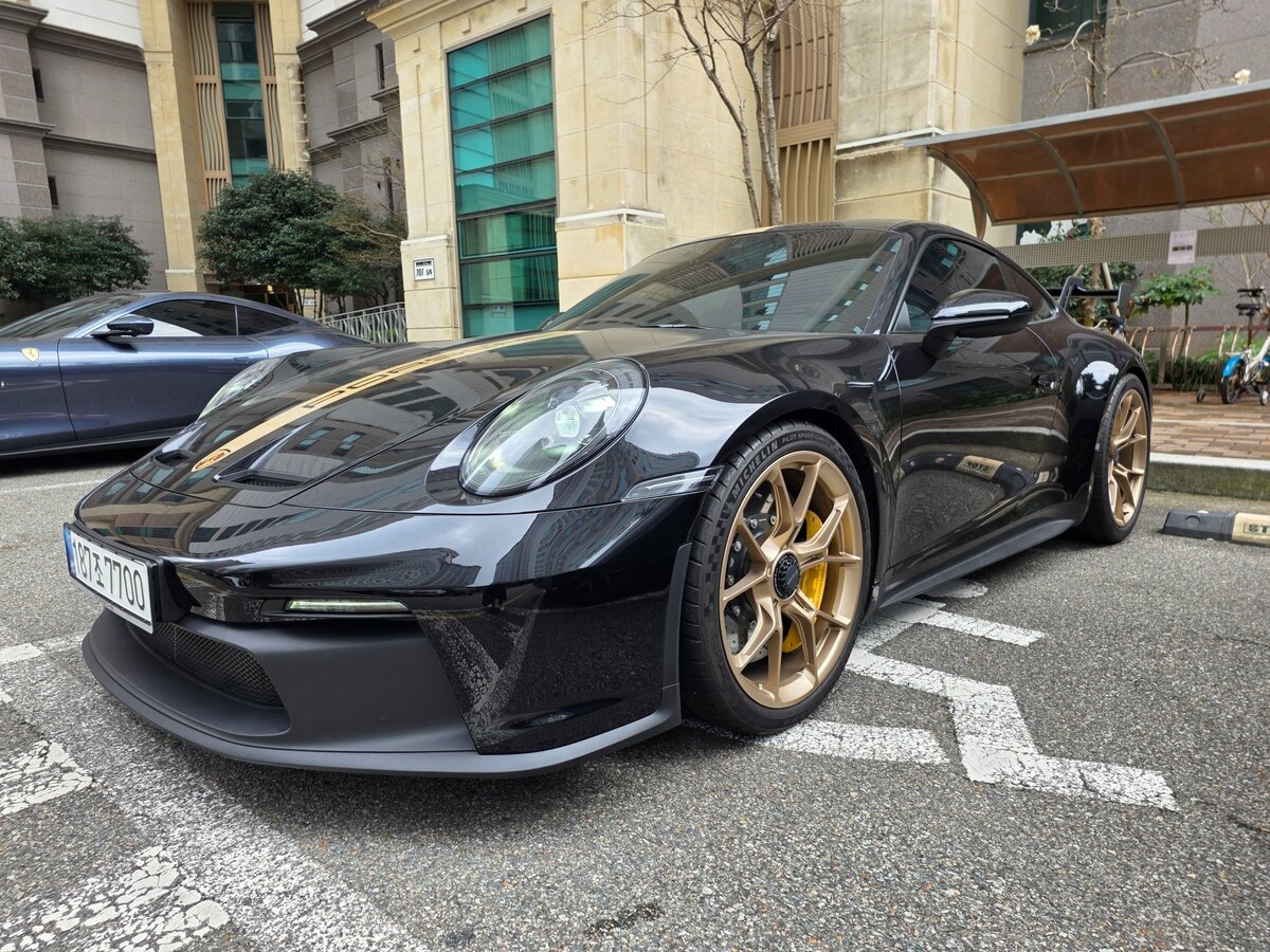 Porsche 911 GT3 992