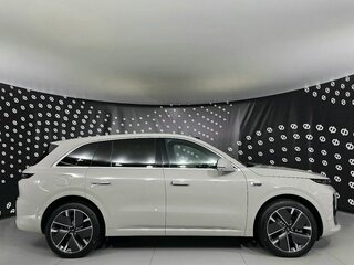 2025 Li Auto (Lixiang) L6, серый, 8990000 рублей, вид 3