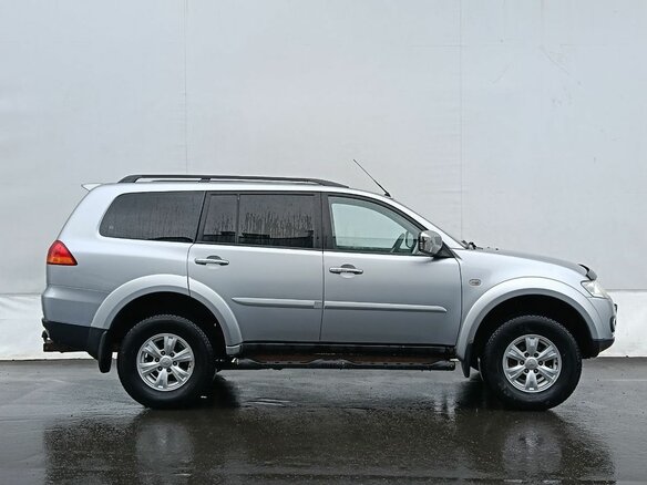 2011 Mitsubishi Pajero Sport II, серебристый, 1190000 рублей - вид 3