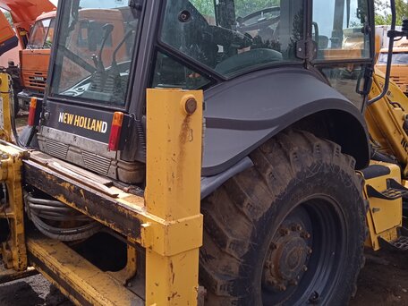2017 New Holland B90B, жёлтый, 6400000 рублей, вид 3