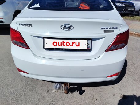 2015 Hyundai Solaris I Рестайлинг, белый, 670000 рублей, вид 2