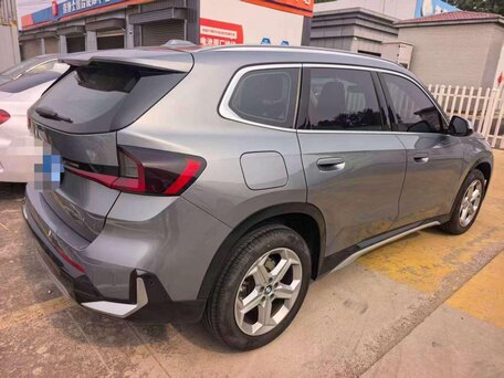 2023 BMW X1 Long 20Li sDrive III (U11/U12), серебристый, 2835000 рублей, вид 4