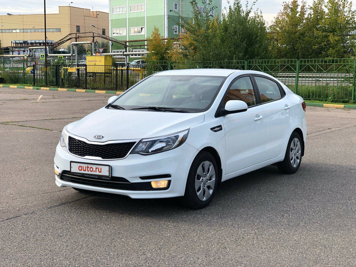Киа рио 3 поколения фото Купить б/у Kia Rio III Рестайлинг 1.4 AT (107 л.с.) бензин автомат в Москве: бел