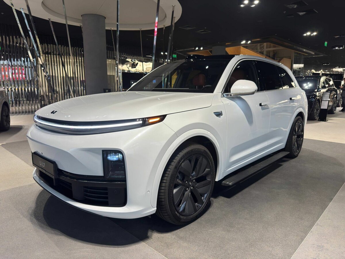 Li Auto (Lixiang) L7 52.3 kWh I Рестайлинг