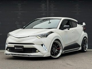 2023 Toyota C-HR I Рестайлинг, белый, 1590000 рублей, вид 1