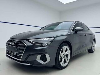 Audi A3 35 TFSI Long IV (8Y)