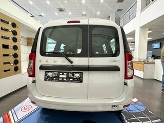 2026 Lada (ВАЗ) Largus I Рестайлинг, белый, 1637000 рублей, вид 4