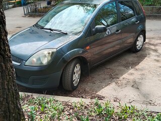 2008 Ford Fiesta Mk5, серый, 285000 рублей, вид 1