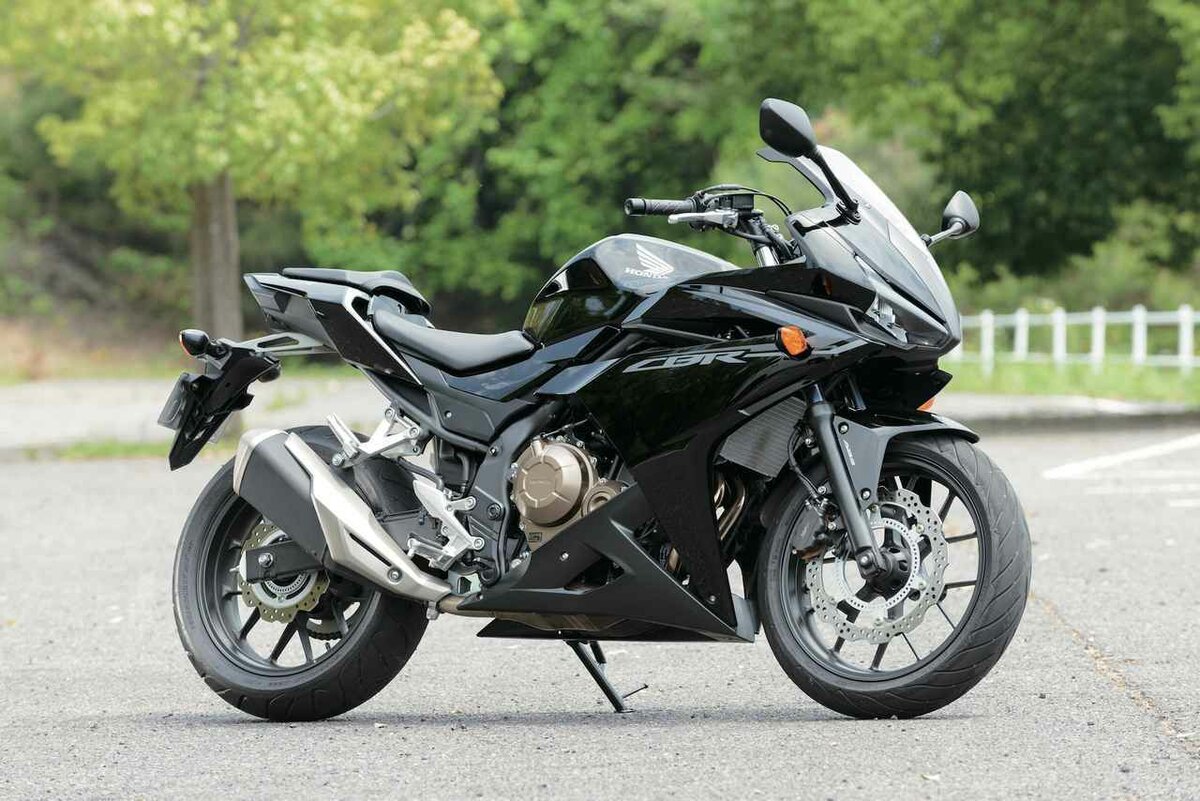 Honda CBR 400R
