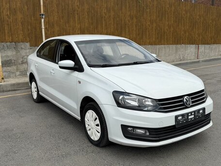 2019 Volkswagen Polo V Рестайлинг, белый, 1200000 рублей, вид 1