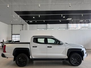2025 Mitsubishi L200 VI, белый, 5990000 рублей, вид 4
