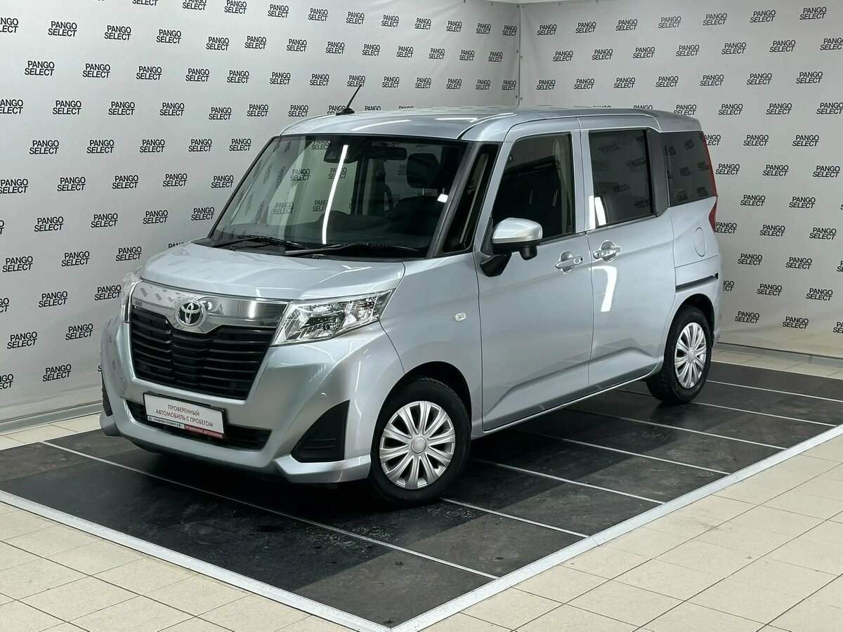 Toyota Roomy I