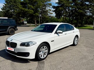 2015 BMW 5 серии 528i xDrive VI (F10/F11/F07) Рестайлинг, белый, 2100000 рублей, вид 1