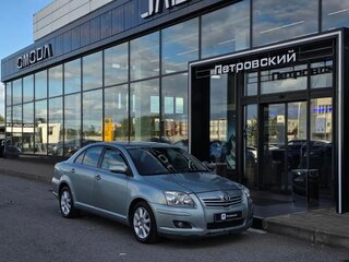 2007 Toyota Avensis II Рестайлинг, серебристый, 660000 рублей, вид 1