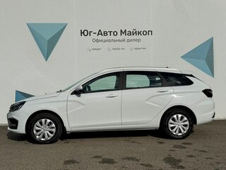 2026 Lada (ВАЗ) Vesta SW I Рестайлинг (NG), белый, 1901388 рублей, вид 3