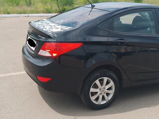 2012 Hyundai Solaris I, чёрный, 580000 рублей, вид 4