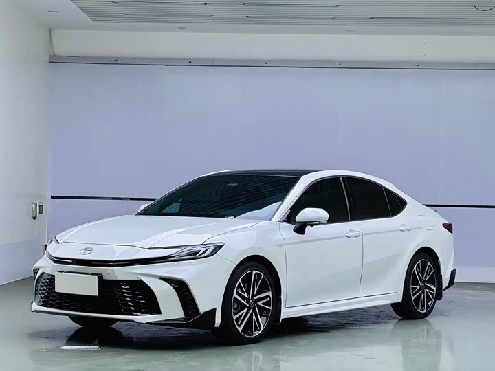 Toyota Camry IX (XV80) China Market
