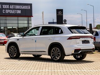 2026 Geely Monjaro (Xingyue L) I Рестайлинг 2, белый, 3795000 рублей, вид 4