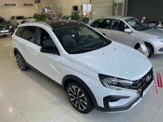 2025 Lada (ВАЗ) Vesta SW Cross I Рестайлинг (NG), белый, 2246000 рублей, вид 1