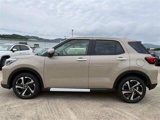 2026 Toyota Raize I, бежевый, 1831009 рублей, вид 3