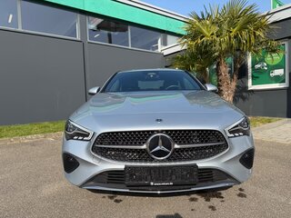 2024 Mercedes-Benz CLA 180 d II (C118, X118) Рестайлинг, серебристый, 3744000 рублей, вид 2