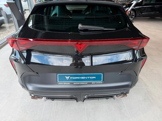 2026 Cupra Formentor VZ5 I Рестайлинг, чёрный, 10722000 рублей, вид 5
