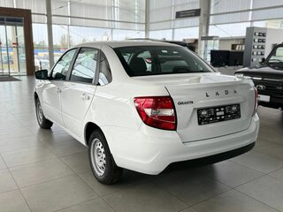 2026 Lada (ВАЗ) Granta I Рестайлинг, белый, 1029301 рублей, вид 4