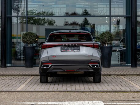 2023 Omoda C5 I, серый, 1575000 рублей, вид 5