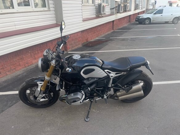 Купить б/у BMW R Nine T в Москве: чёрный naked bike 2014 года по цене ...