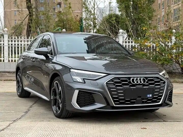 Audi A3 Sportback 35 TFSI IV (8Y)