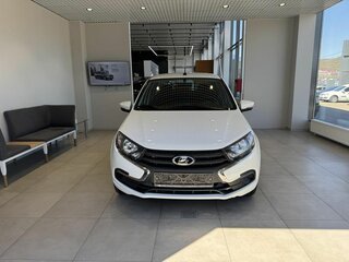 2026 Lada (ВАЗ) Granta I Рестайлинг, белый, 1272989 рублей, вид 2