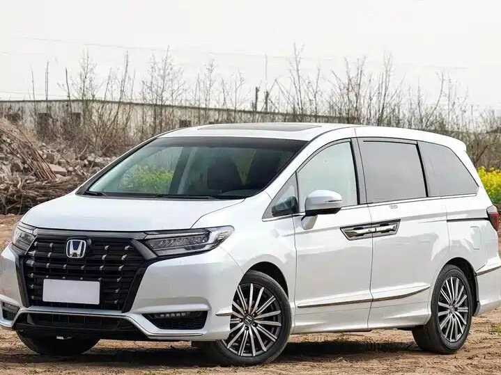 Honda Elysion II Рестайлинг 2