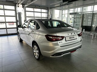 2026 Lada (ВАЗ) Vesta I Рестайлинг (NG), серебристый, 1880000 рублей, вид 4