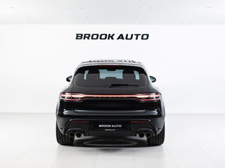 2026 Porsche Macan I Рестайлинг 2, чёрный, 12390000 рублей, вид 5