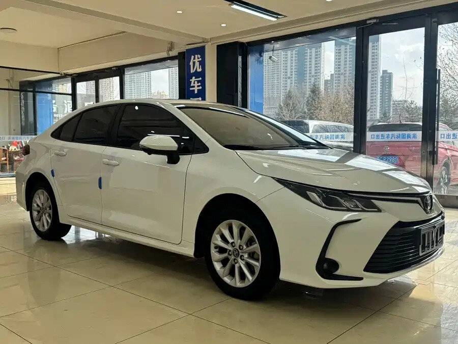Toyota Corolla XII (E210)